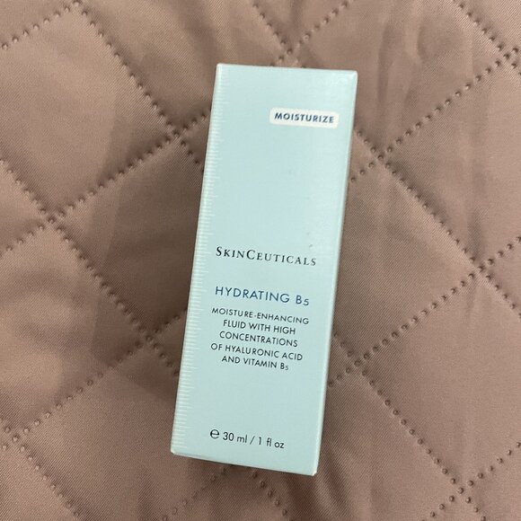 Other - Skinceuticals Hydrating B5 30ml 💦✨